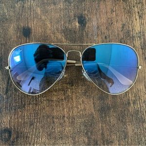 Brand New Aviator Large Metal Arista Clear Gradient Blue 0RB3025